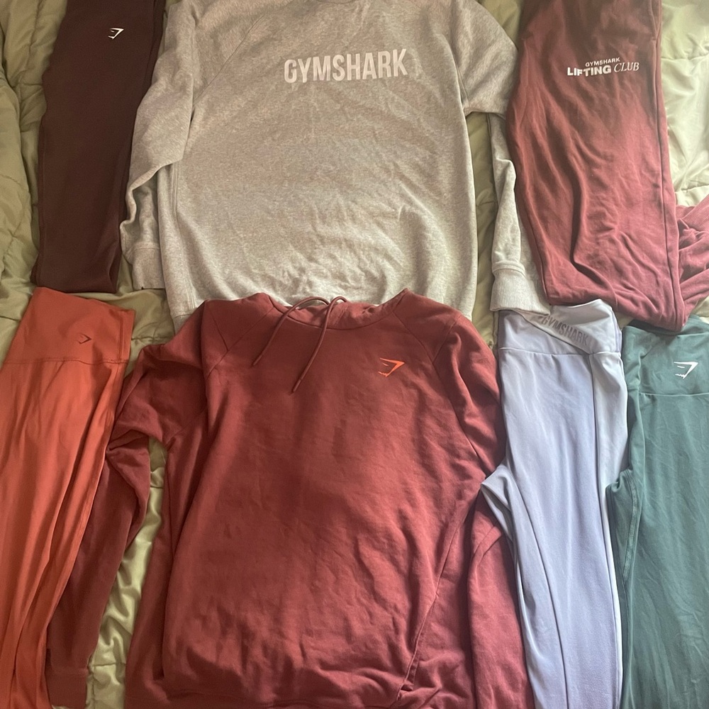 GYMSHARK LOT! $335+ Value! 4 Leggings, 2 tops, and sweats!